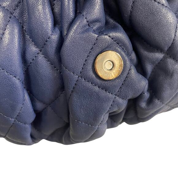 Chanel 2013 Chain Around Flap Bag Quilted Navy Blue Lambskin Leather - Picture 6 of 11